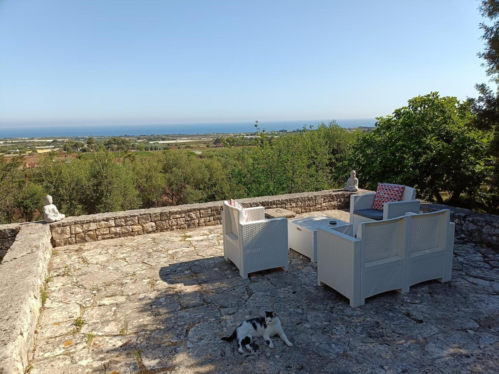 Le Finestre Sul Mare Bed & Breakfast Conversano Eksteriør bilde